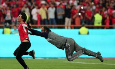 گرفتن نکته ای به رنگ سرخابی و زرد